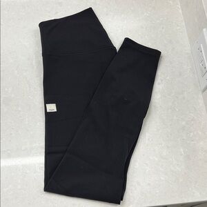 Vuori All The Form leggings in black (S)